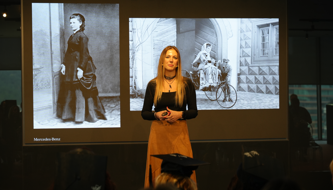 Mercedes Benz Otomobil Pazarlama Ve Kurumsal İletişim Grup Müdürü Ezgi Yıldız Kefeli Isindetayi News