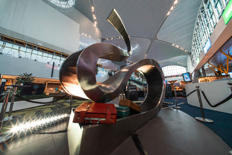 Sanatçı Beyazıt Öztürk’ün “Şeyler” Sergisi İga İstanbul Havalimanı’nda Isindetayi Haber Iga