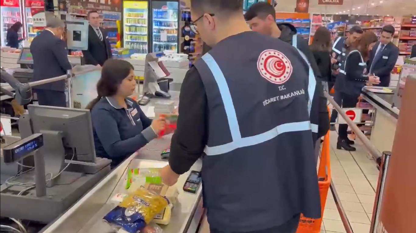 Ticaret Bakanı Ömer Bolat Ramazan Öncesi 81 İlde Fahiş Fiyat Ve Stokçuluğa Karşı Sıkı Denetim Süresiz Devam Edecek Haber Isindetayi Ekonomi-1