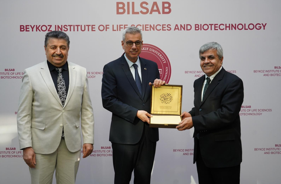 Sağlık Bakanı Prof. Dr. Kemal Memişoğlu, Bezmiâlem'in Biyoteknoloji Enstitüsü'nü Ziyaret Etti Isindetayi Haber