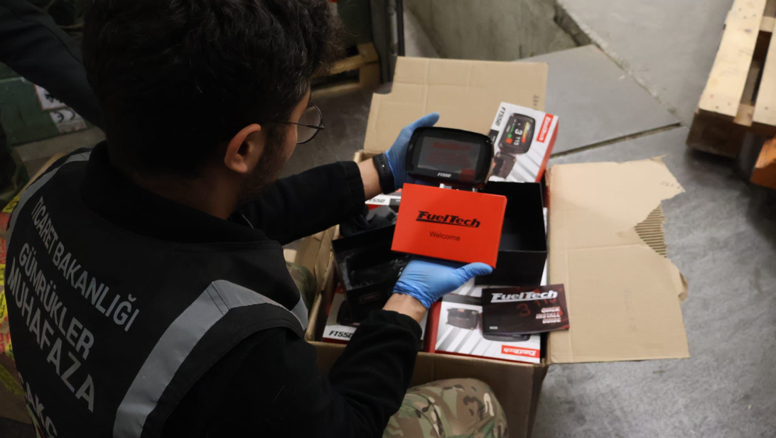 Ticaret Bakanlığı’ndan Kapıkule’de Büyük Kaçakçılık Operasyonu Isindetayi Haber Isindetayi