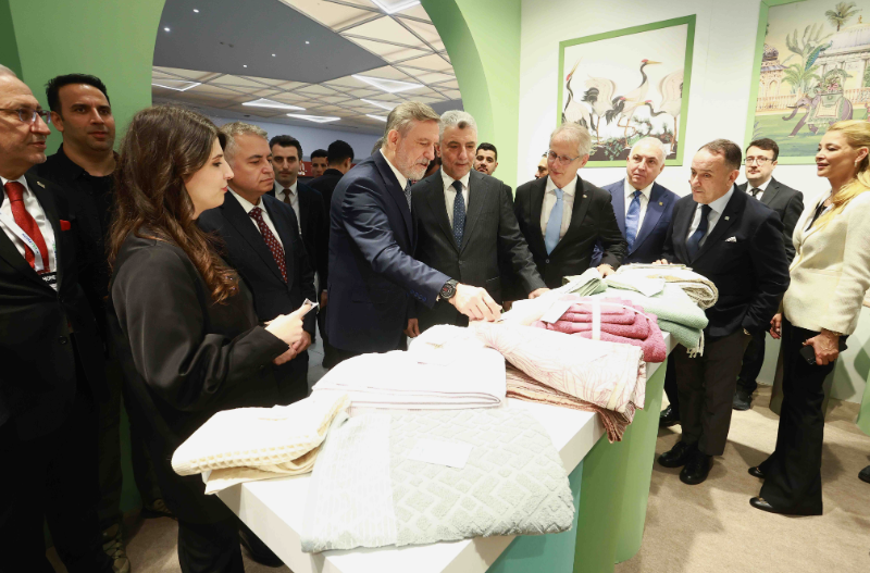 Ticaret Bakanı Prof. Dr. Ömer Bolat Isindetayi