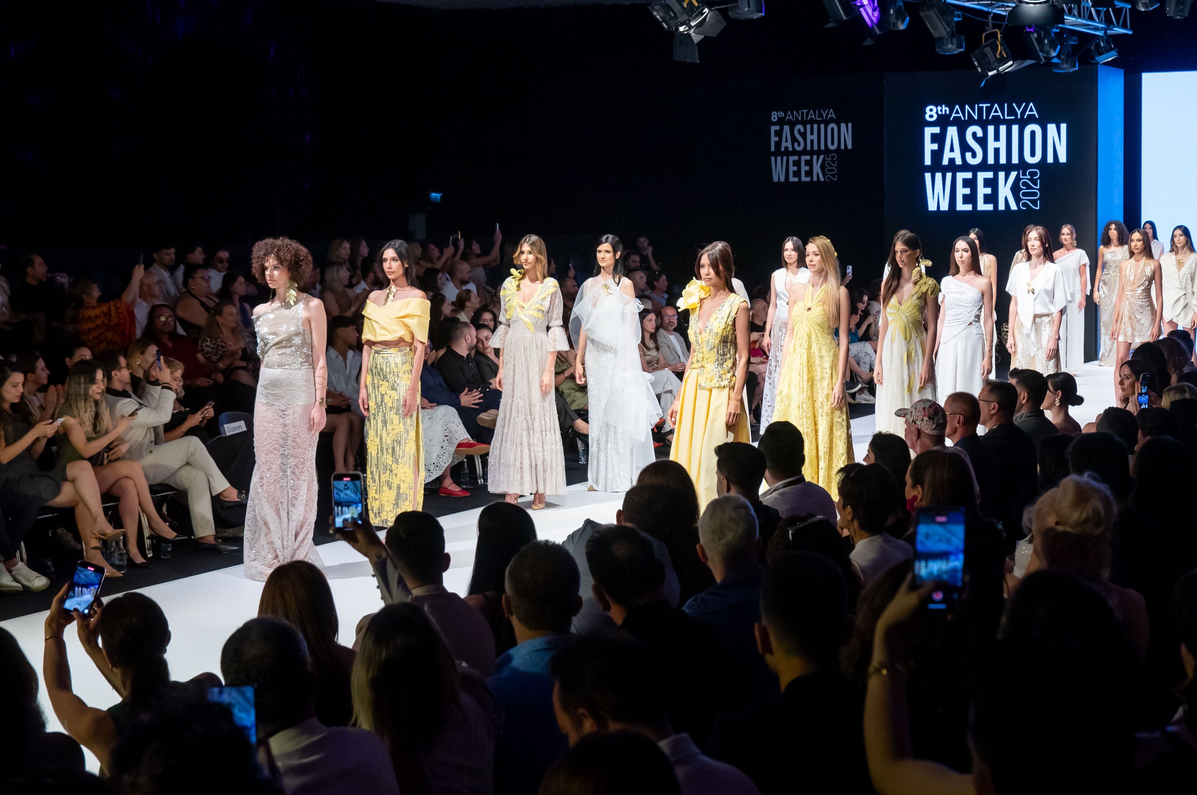 TÜRKİYE’NİN EN BÜYÜK MODA ŞOVU MODANIN KALBİ ANTALYA’DA ATACAK