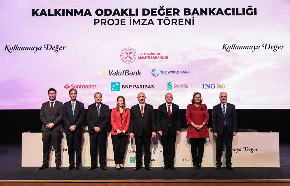 Vakıfbank’tan Rekor Finansman 1,5 Milyar Euro Değerinde Kalkınma Odaklı Değer Bankacılığı Finansmanı Haber Isindetayi