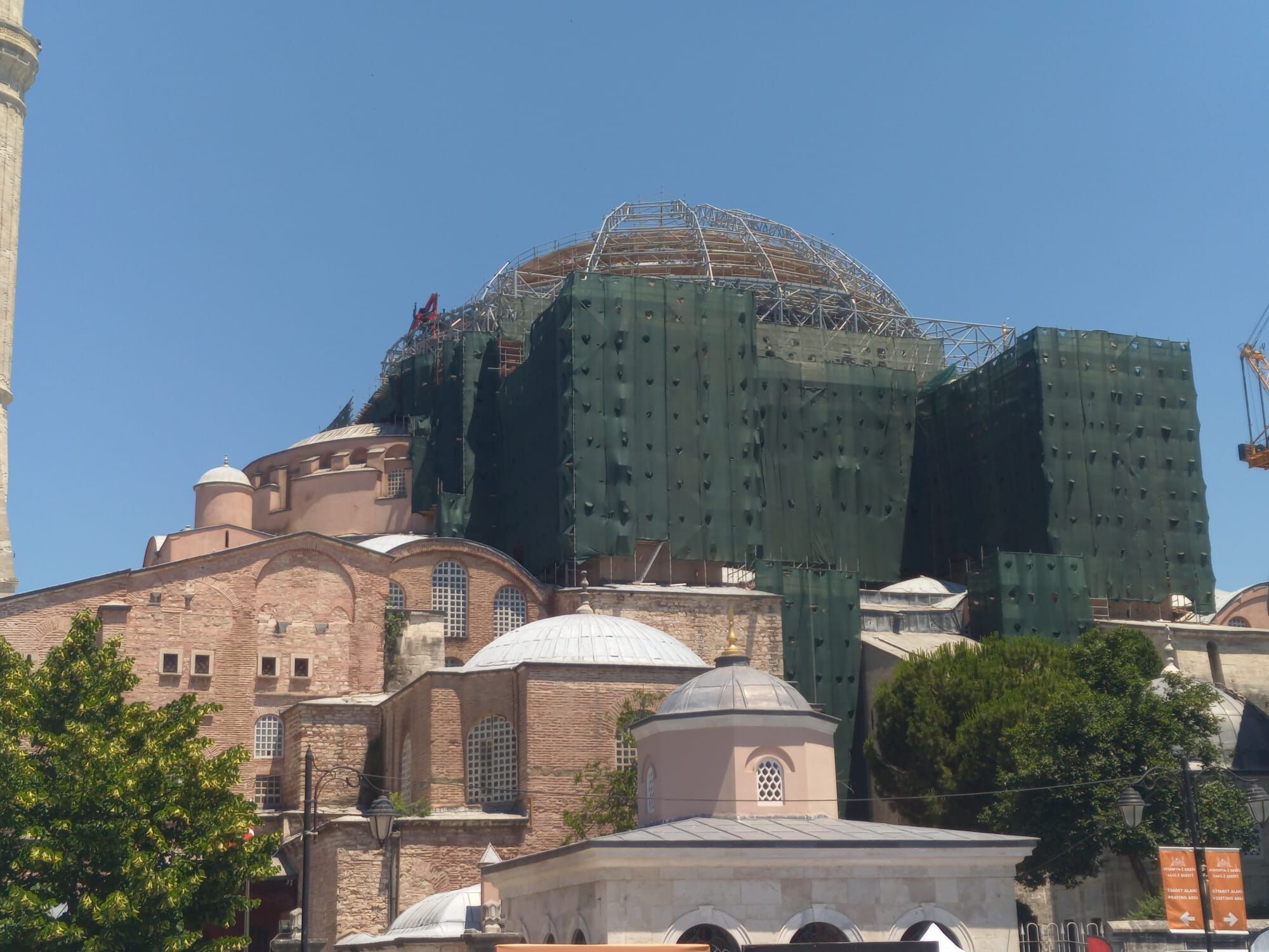 Ayasofya Kubbesi Çelikle Kaplandı Tarihi Restorasyon Turistlerin İlgisini Çekti Haber Isindetayi