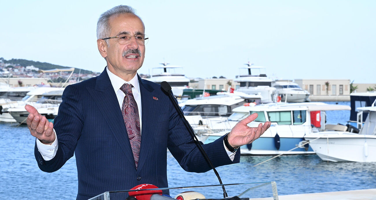 Bakan Uraloğlu: "Son 14 yılın en yüksek kruvaziyer gemi ve yolcu sayısına ulaştık"