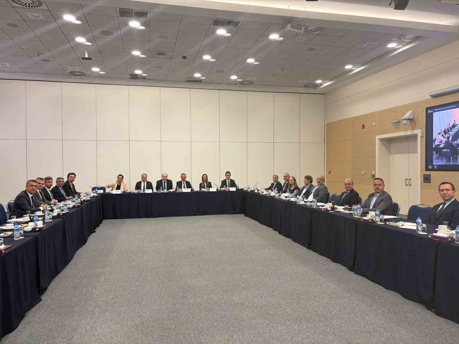 Tobb Çi̇mento Mecli̇si̇ Başkanliğina Adi̇l Sani̇ Konukoğlu Seçi̇ldi̇ Haber Isindetayi