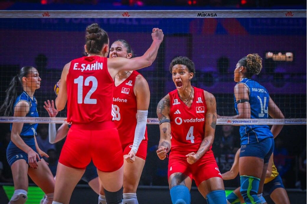 A Milli Kadın Voleybol Takımı, Milletler Ligi’nde Şampiyon Oldu Isindetayi.com