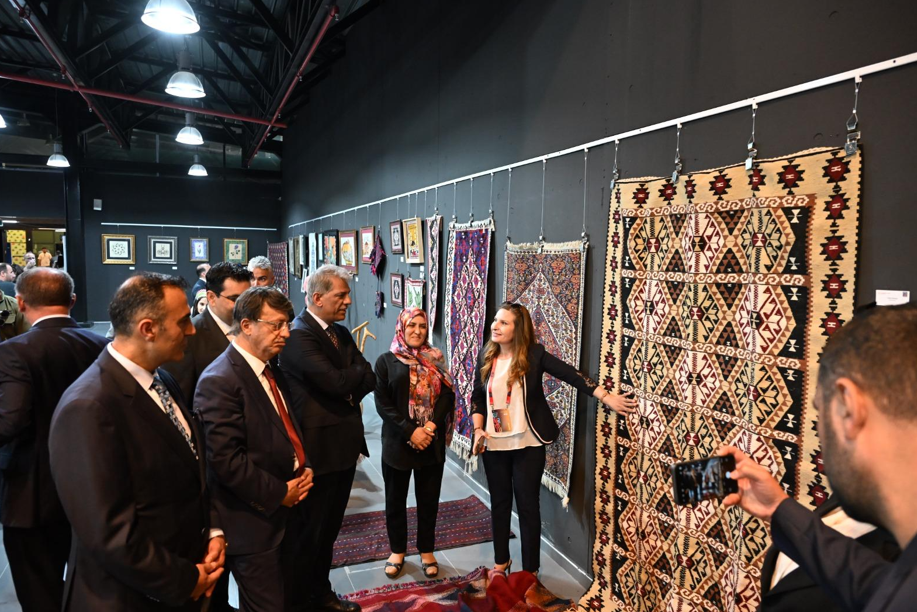 Van’da Dokuz Gün Sürecek Kültür, Sanat Ve Lezzet Şöleni̇ Başladi Haber Isindetayi
