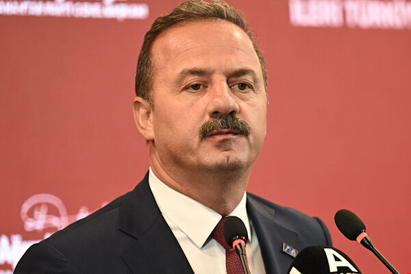 Anahtar Parti: Terörsüz Türkiye'ye evet; teröristle yol yürümeye hayır