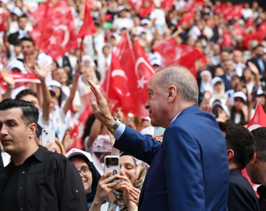 Cumhurbaşkanı Erdoğan Gençlerimizin En Iyi Şekilde Yetişmeniz Için Tüm Gücümüzle Çalışıyoruz Haber Isindetayi