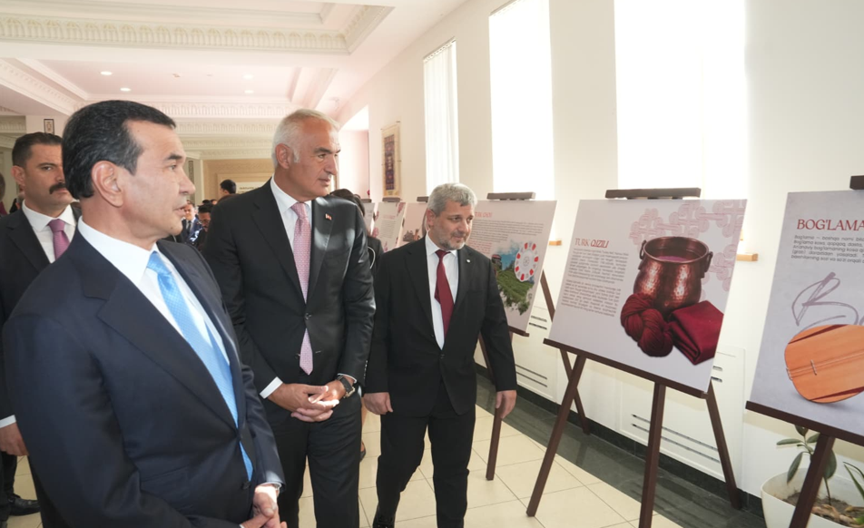 Bakan Ersoy, Özbeki̇stan’in Bağimsizliğinin 35. Yil Dönümünde Taşkent’te Isindetayi.com Haber