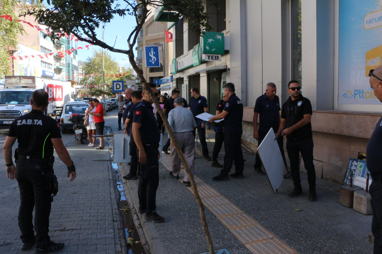 Edremit’te Kaldırım Işgallerine Zabıta Denetimi Isindetayi Haber