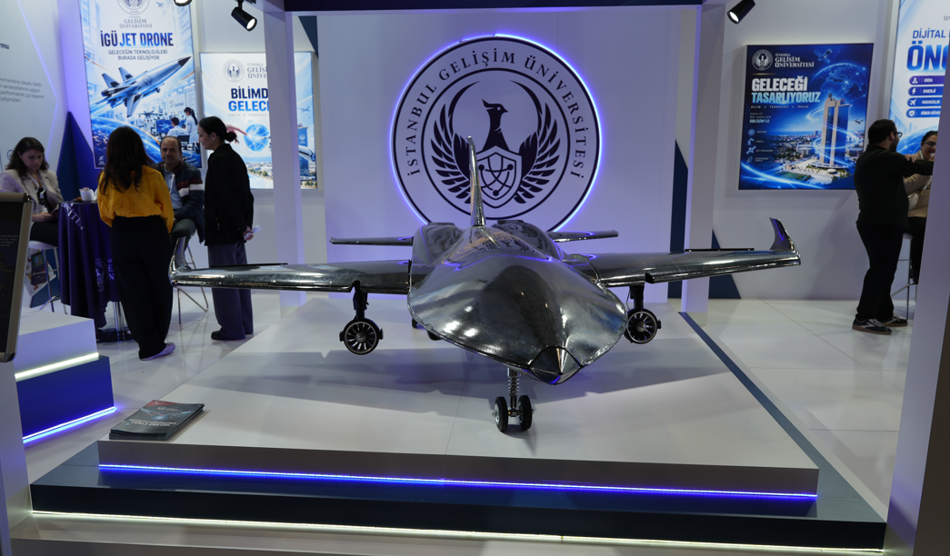 İstanbul Gelişim Üniversitesi’nin Jetdrone’u Müsi̇ad’da Parladı İş Dünyası Ve Savunma Sanayi Heyecanlandı Haber Isindetayi