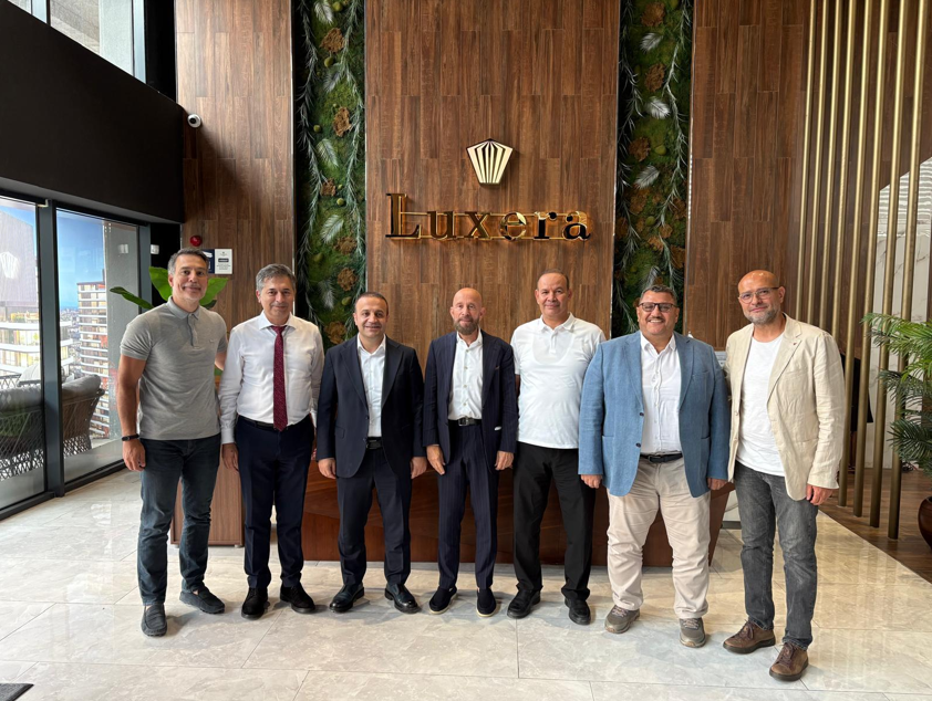 Luxera GYO, Veliefendi’de 10 Milyar TL’lik  Proje İçin İmzaları Attı