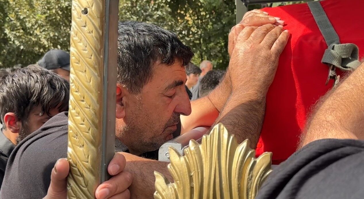 Yüksekova’nın Şehidi Gözyaşları Arasında Toprağa Verildi Isindetayi Haber