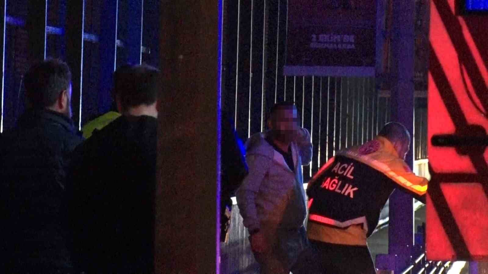 Haliç Köprüsü’nde Intihar Girişiminde Bulunan Şahıs 2 Saat Sonra Ikna Edildi Haber Isindetayi