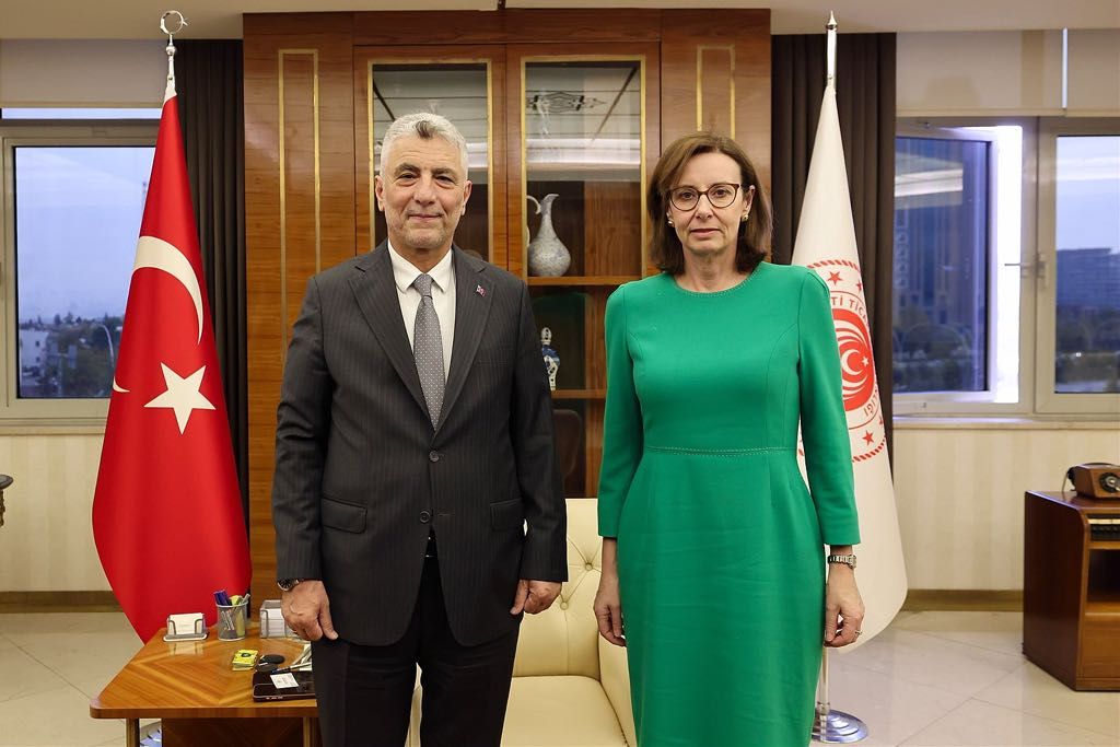 Türkiye-Birleşik Krallık Ticaretinde Yeni Dönem: Ankara’da Stratejik İş Birliği Masaya Yatırıldı